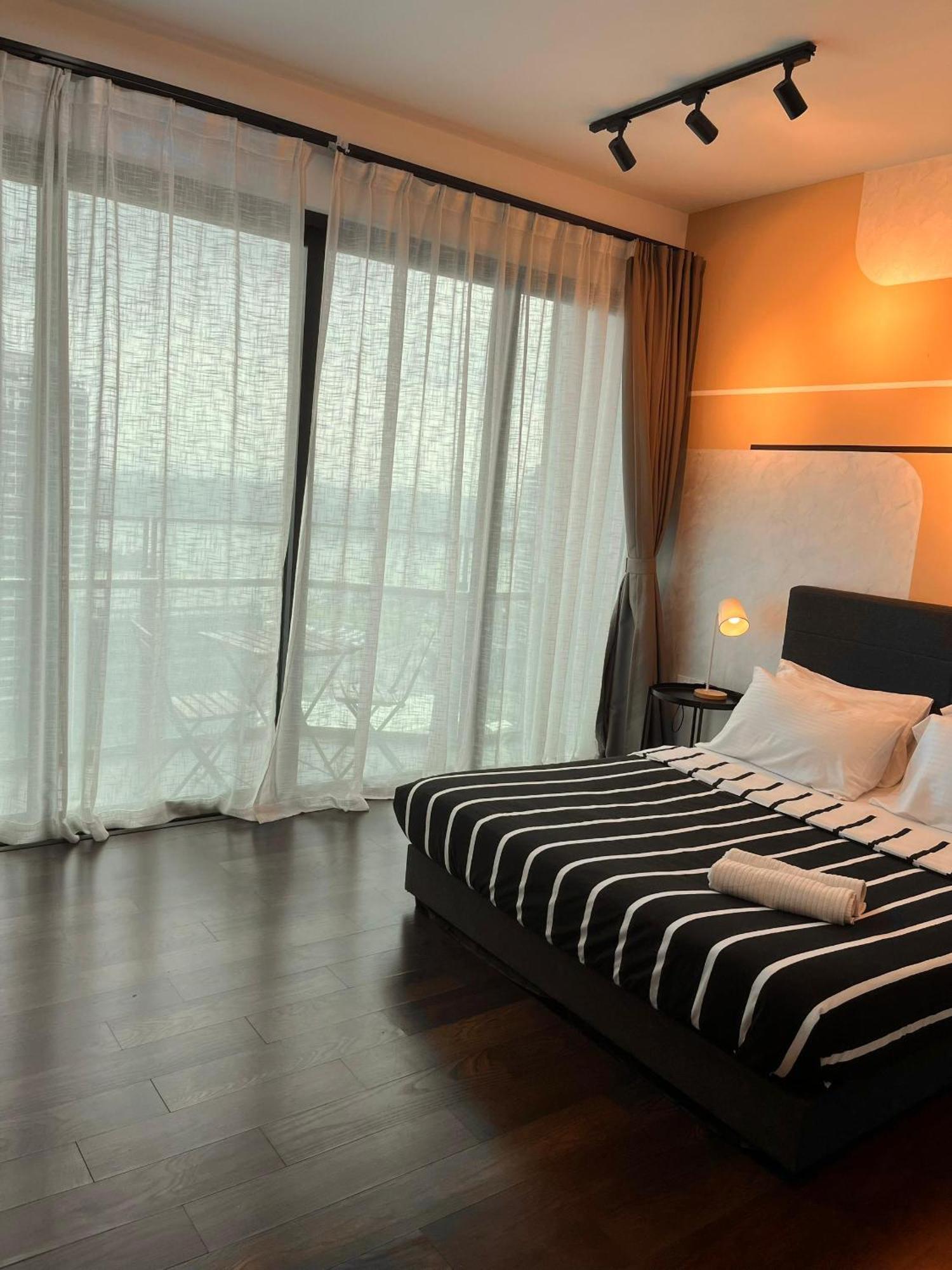 Almas Puteri Harbour Nusajaya Suite Room Exclusive Room 5 Min To Legoaland By Homespace מראה חיצוני תמונה